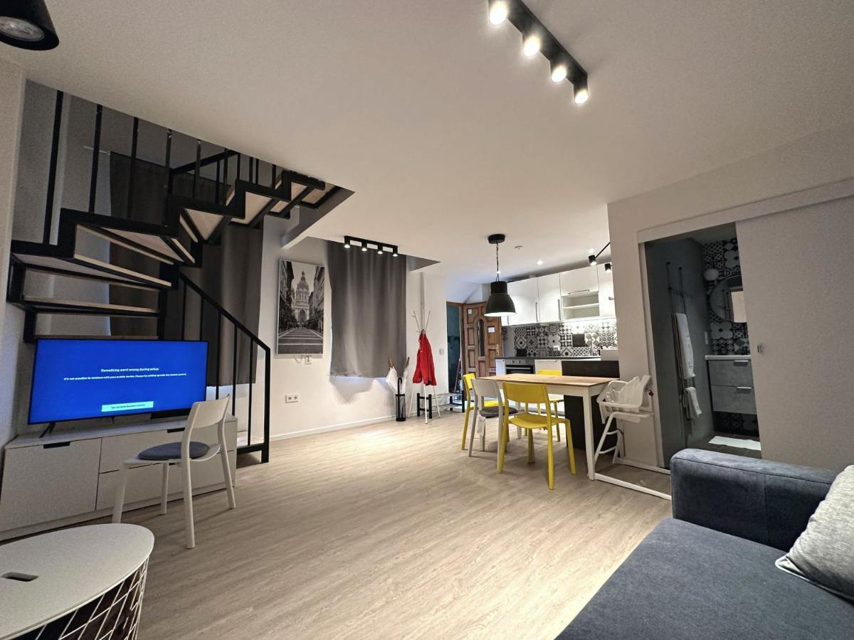 Jobelhome Blaha Apartment Budapeste Exterior foto
